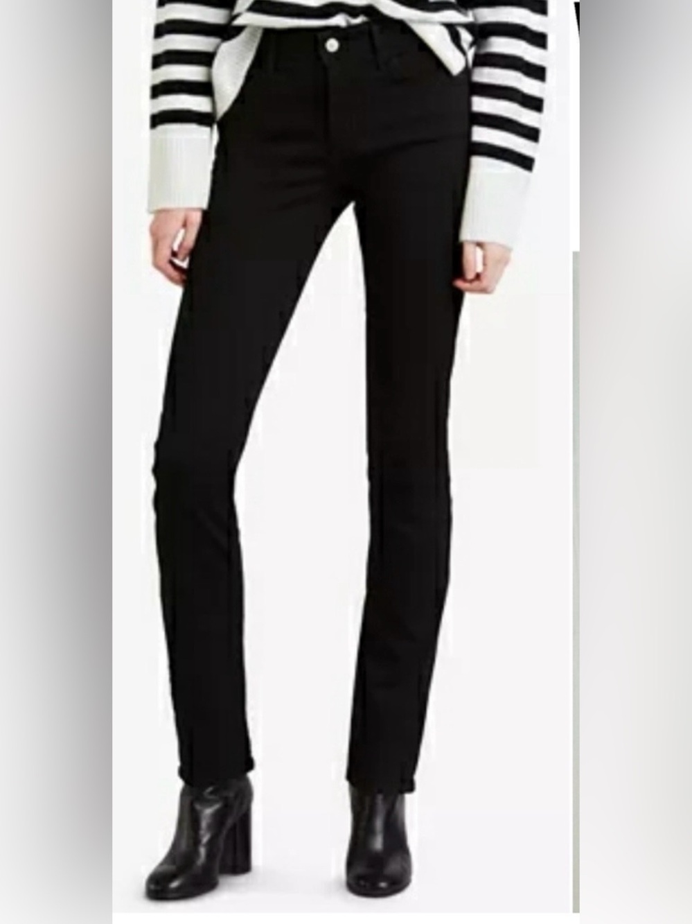 Levi’s 80’s Mom Black Jeans High Rise Tapered Leg Relaxed Hip and Thigh 29 X 30